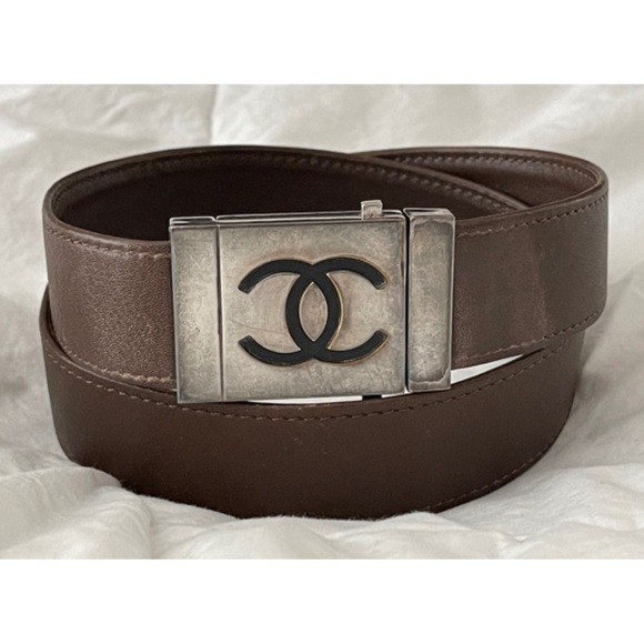✨Vintage Rare CHANEL 96P CC Logo Runway Collection Brown Leather Belt - Picture 9 of 15
